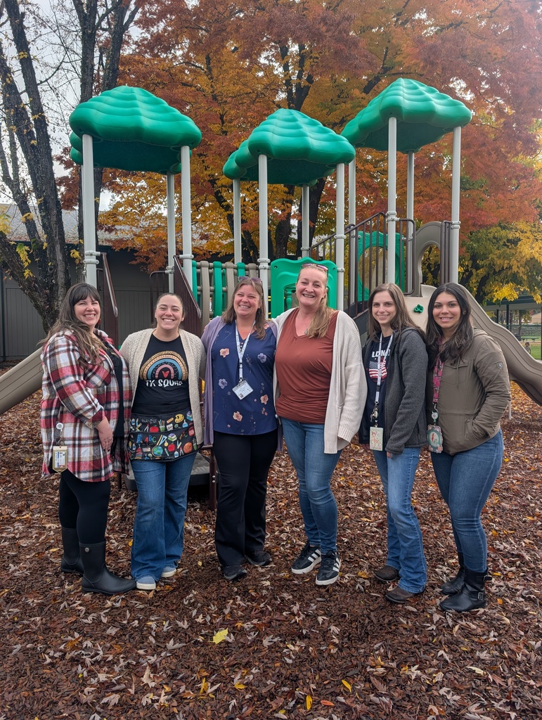 image of kindergarten teacher and tk teacher