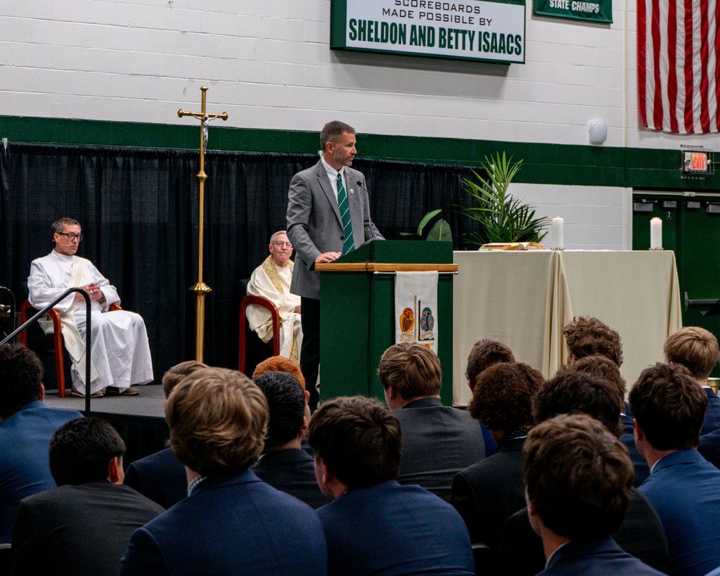 Class of 2027 Junior Class Mass