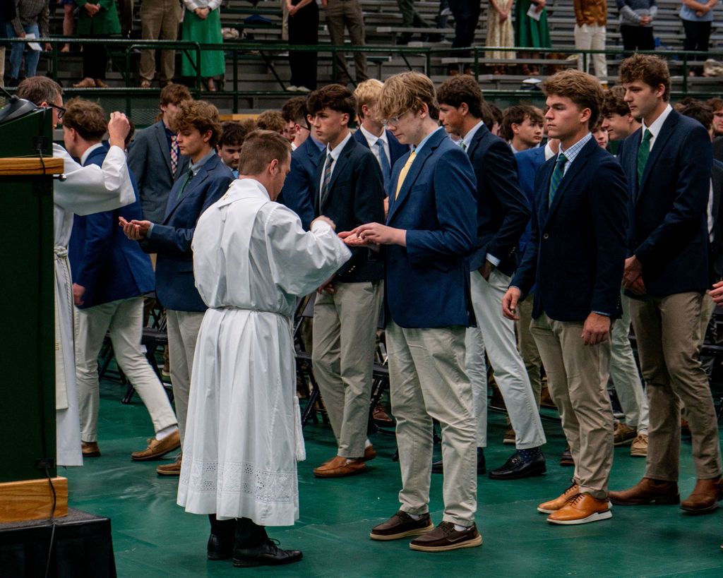 Class of 2027 Junior Class Mass