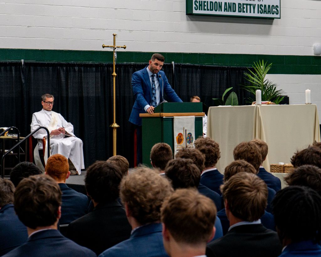 Class of 2027 Junior Class Mass