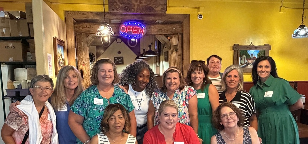 Trinity Alumni Moms