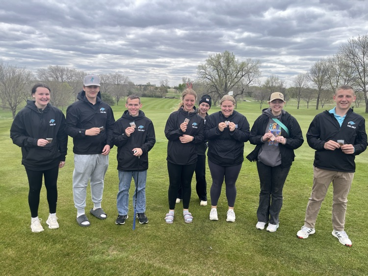Great day for TDA Golfers at the JV meet in Tyndall! 7 out of our 10 golfers placed today in the wind and cold! congratulations to Morgan-10th Madison-8th Ryenn-9th Tayla-14. on the Boys side Beckett 3rd Matt-6th and Braydn-8th.  and photobomb!