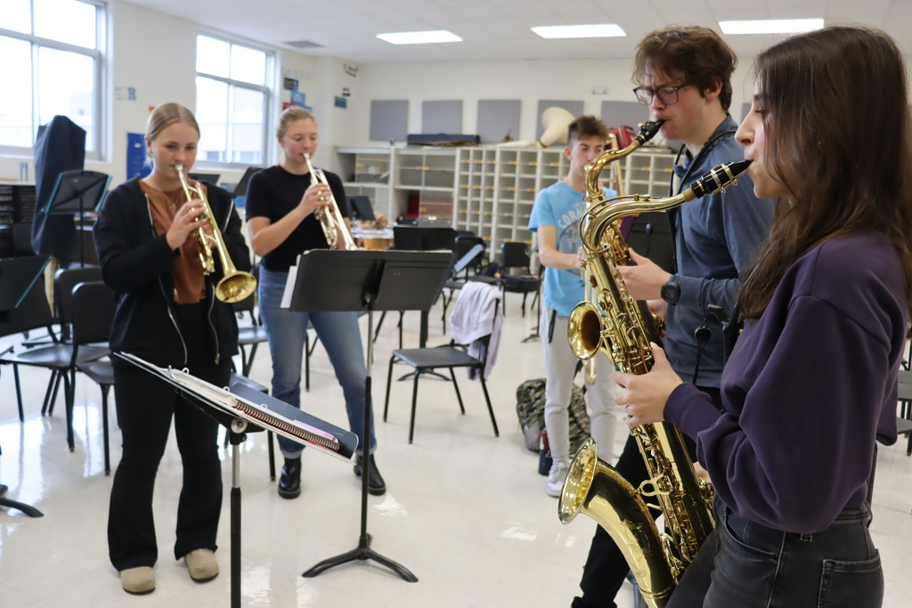 Jazz band students, practicing