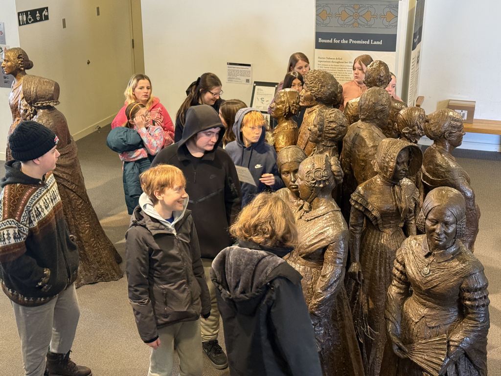 7th grade field trip to Women's History Museum