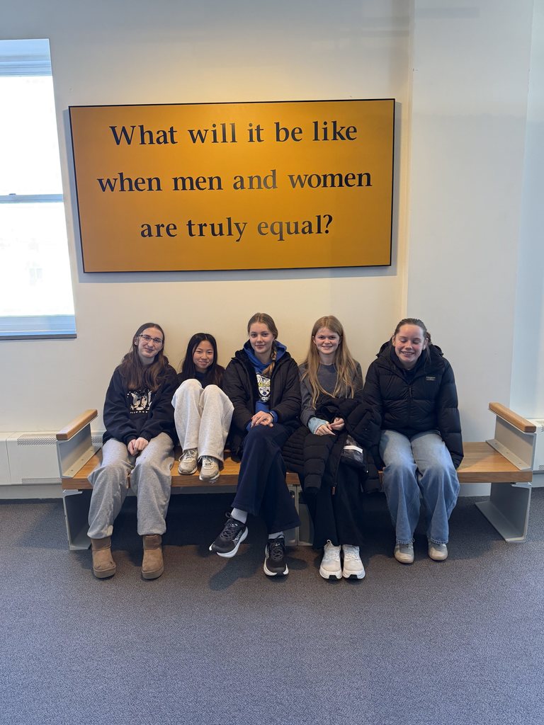 7th grade field trip to Women's History Museum