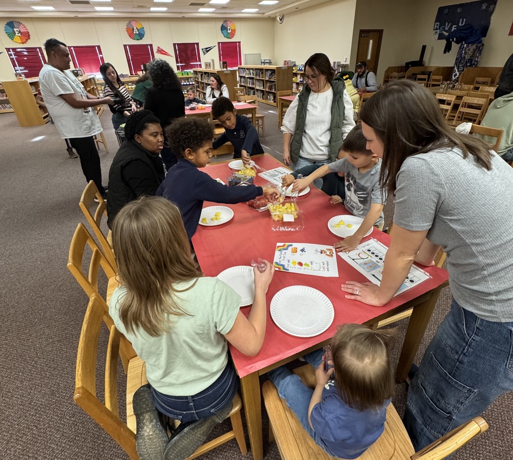 Students snacking