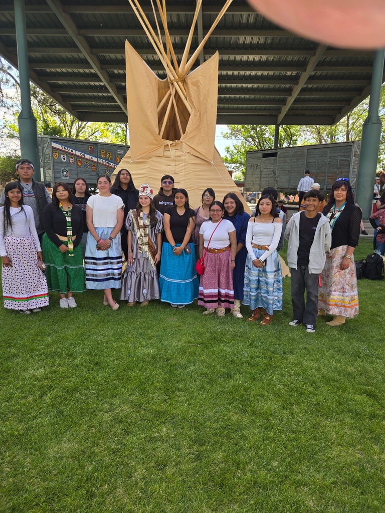 “Last Dance” of the Gathering of Nations Powwow