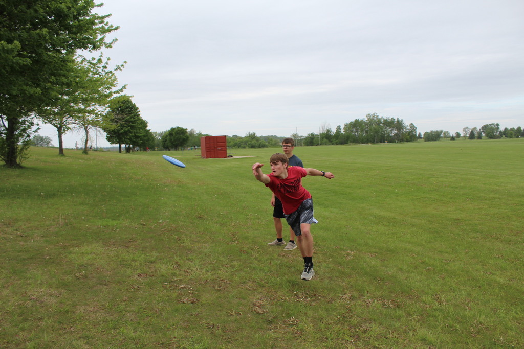 frisbee golf