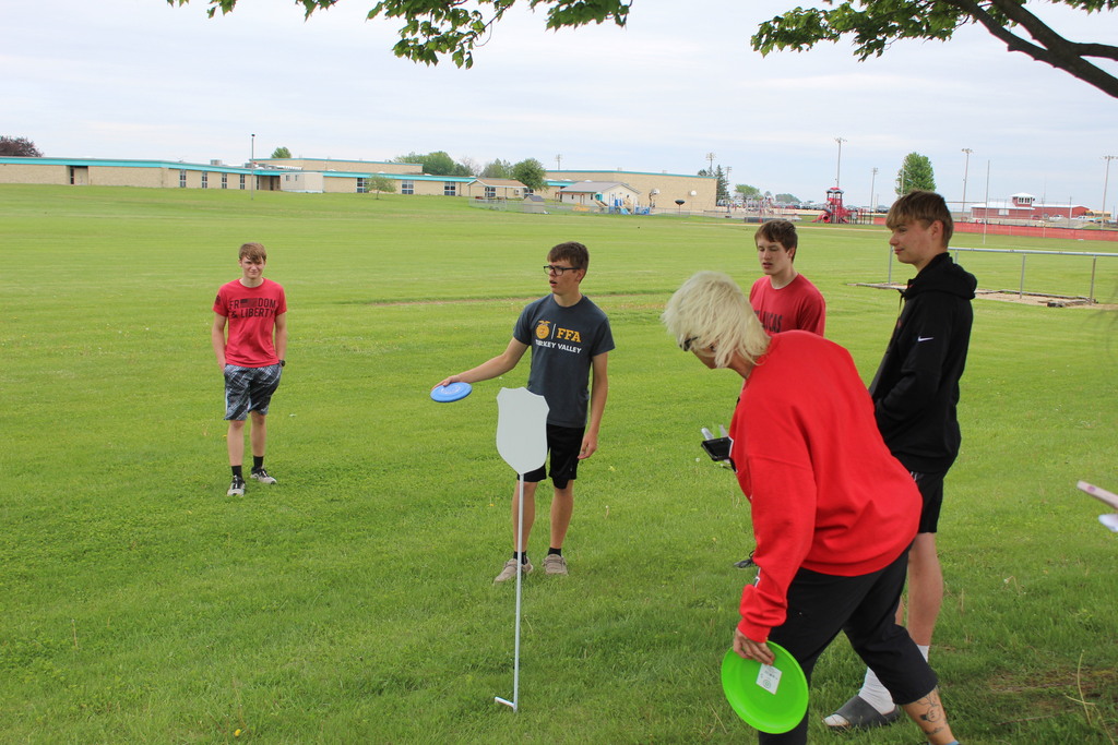 frisbee golf