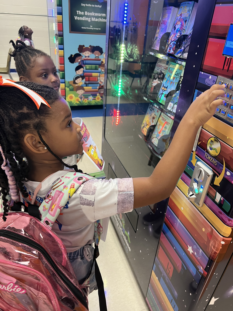 student, vending machine, books