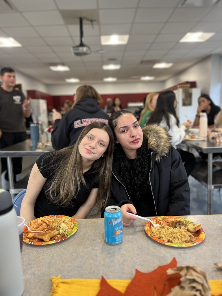 Senior Friendsgiving