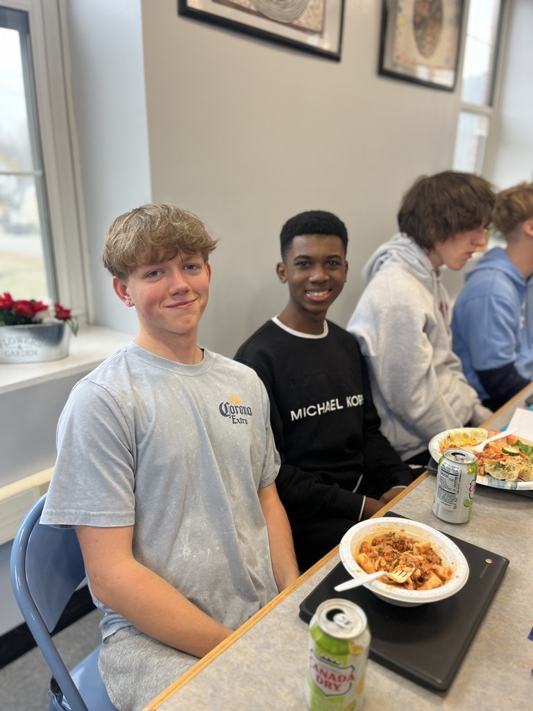 Senior Friendsgiving