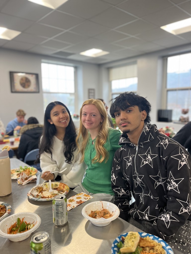 Senior Friendsgiving