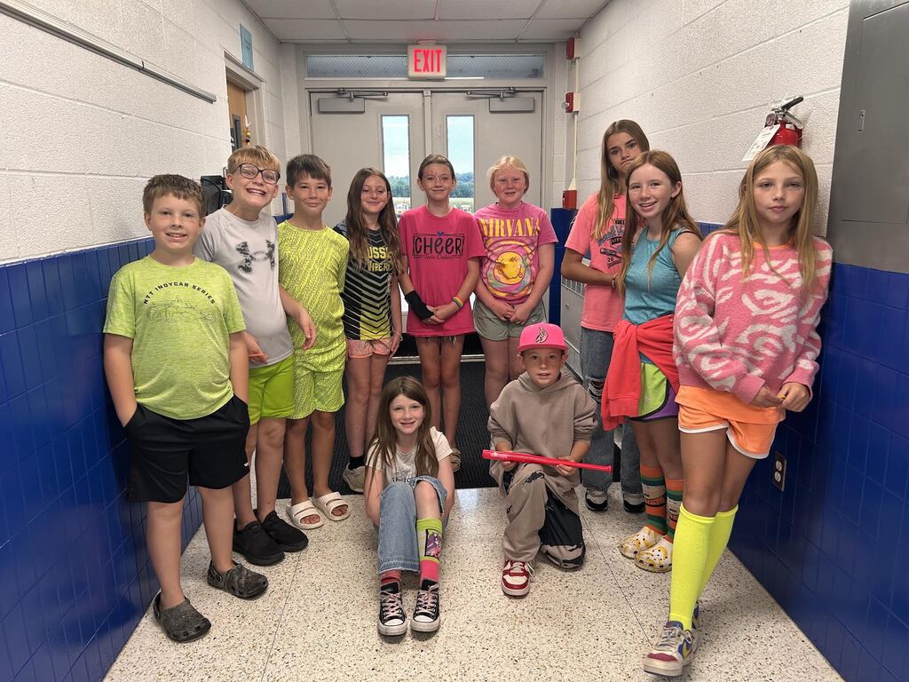 Neon -6th grade