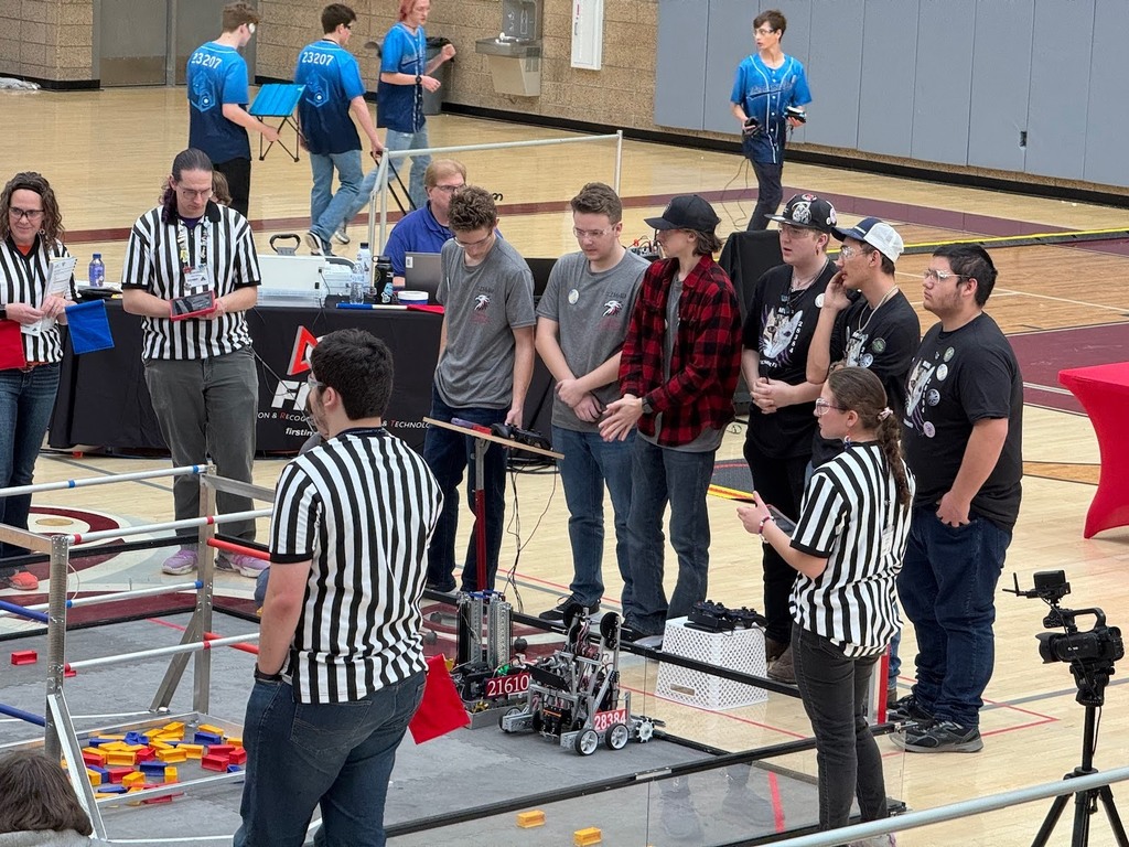CRHS Students at the State First Tech Challenge robotics tournament.