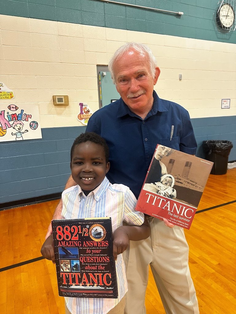 🚢 History Came to Life at Oregon Trail! 📚 Our 2nd graders had a special visit from Mr. Frank Pearson, who shared fascinating stories and artifacts about the Titanic—including his experience meeting the last living survivor. Students were captivated by the history, including the student pictured here, who couldn’t take their eyes off the artifacts and stories. What an unforgettable learning experience! 👏🕰️ #OregonTrailElementary #TitanicHistory #LearningComesAlive #GuestSpeaker #CuriousMinds