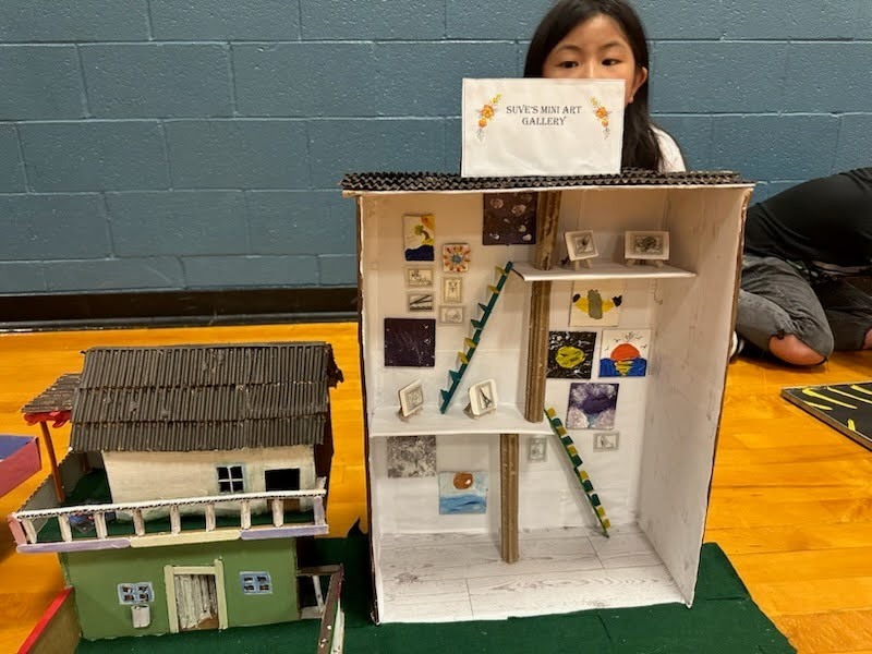 Roxoboxen display at ORegon Trail