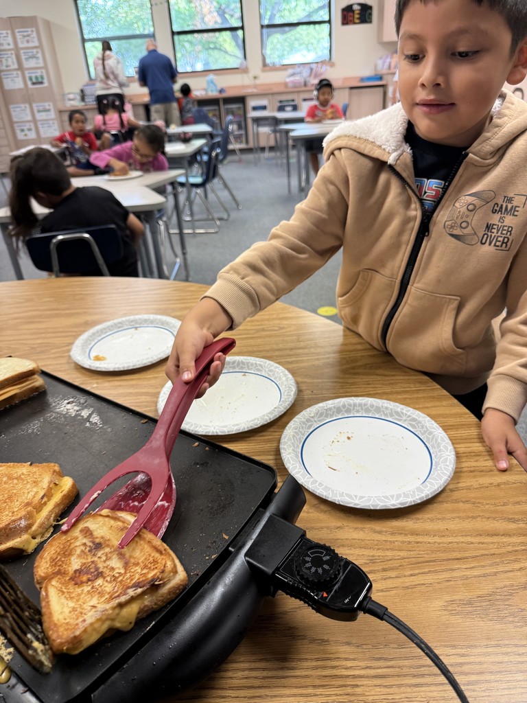 Student making food