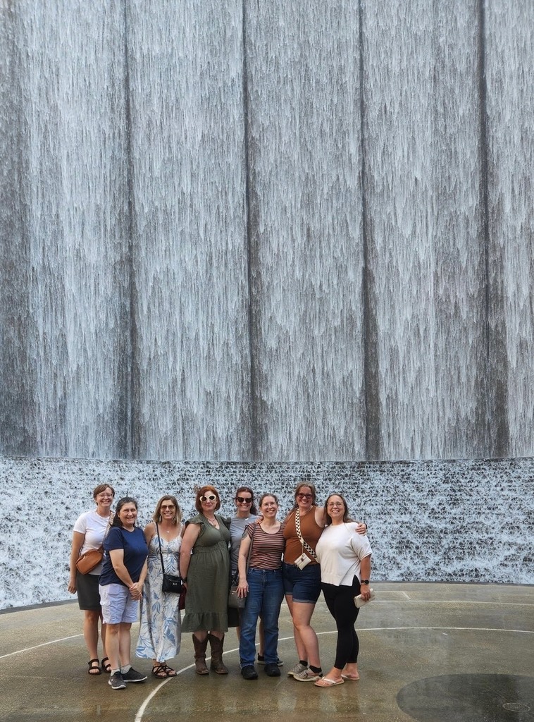 Lincoln's Leadership Team flew to houston forthe week and attended a 15 day challenge training.