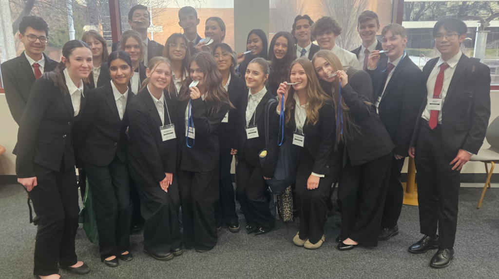 HOSA students group together for a picture