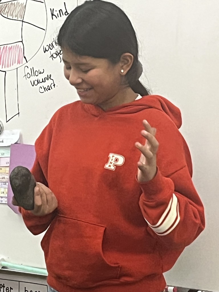 🥔📚 Learning Idaho style! Our students have been researching Idaho’s state symbols and had a spud-tacular time disguising potatoes! Each student decorated a potato, and the class guessed what type it was — russet, red, and more. We even discussed what foods are made from each kind, like McDonald’s fries from russet potatoes 🍟 Hands-on learning makes it stick!