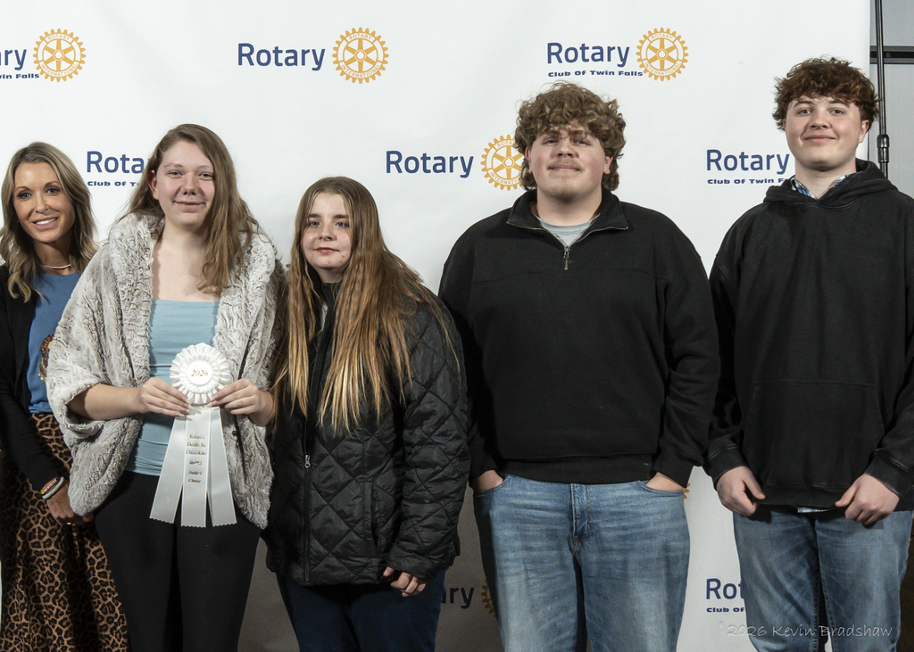 Students pictures with ribbon