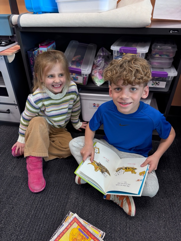 children reading together