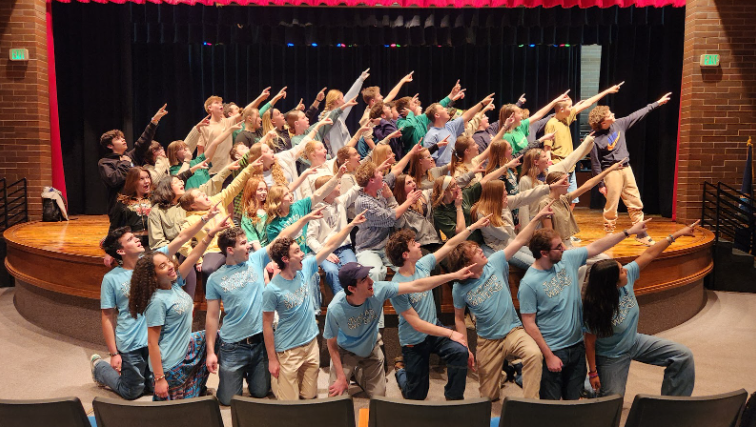 The O'Leary drama class pictured with the Yale Improv Troupe