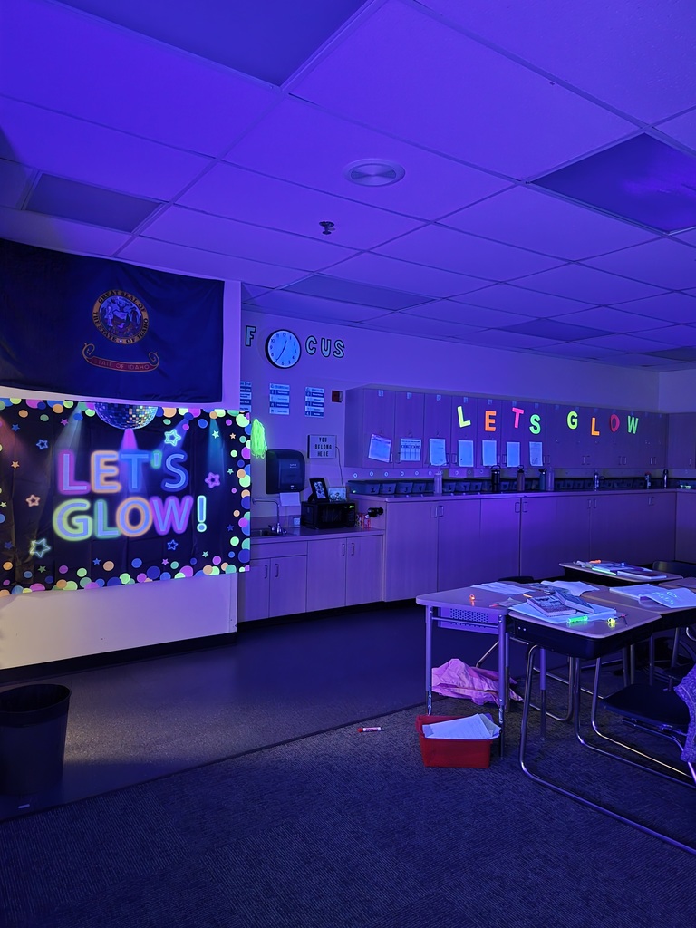 Glowing Classroom