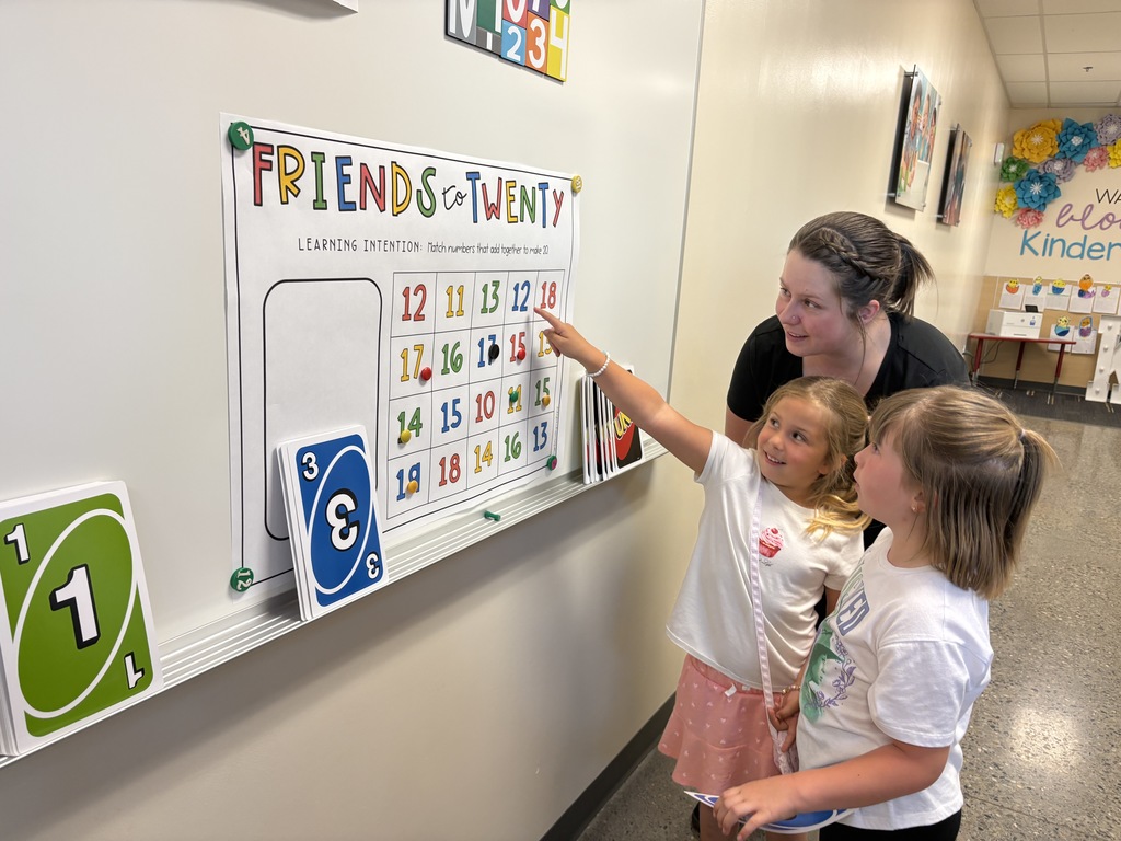 kids playing STEAM games with family and friends