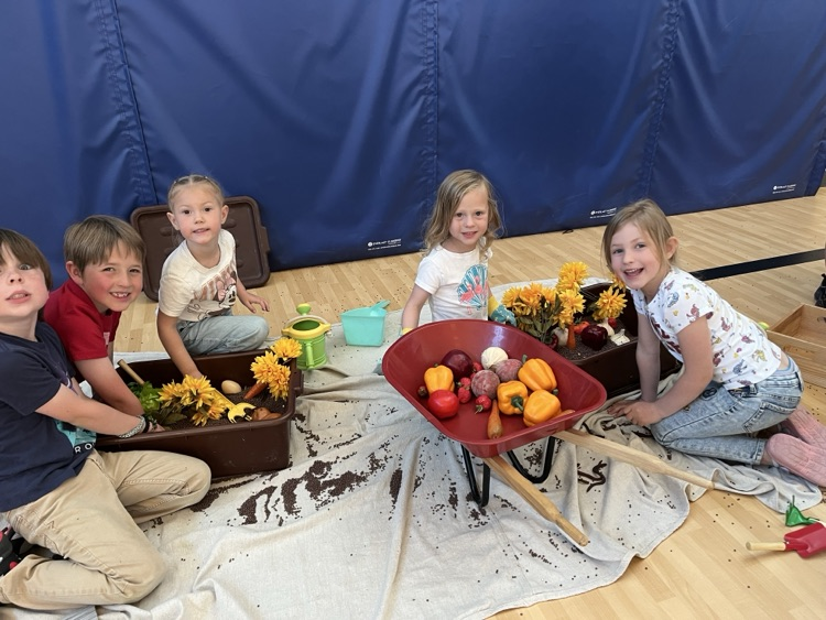 students at the children’s Museum night