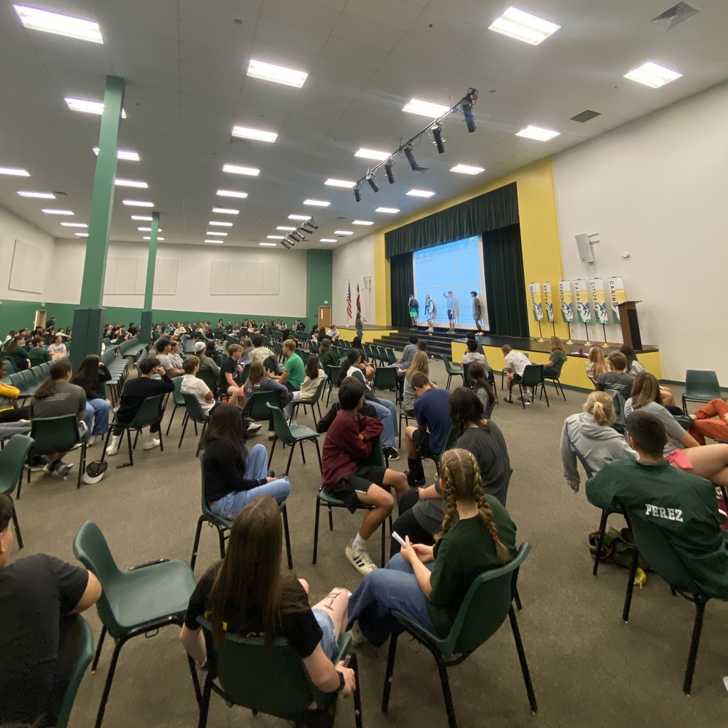 students gathered in the commons for small group discussions on awe and astronomy. 
