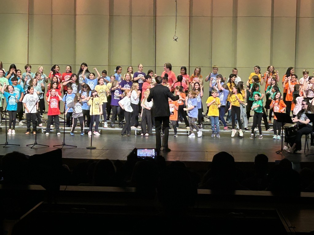 Students at choral fesitival