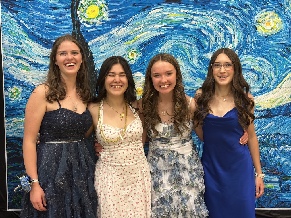 Girls at the after prom