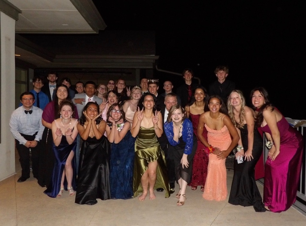 All the attendees on the balcony at Prom