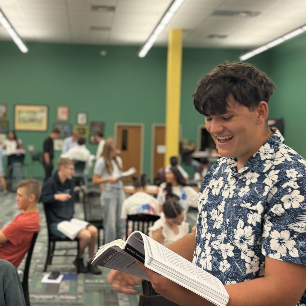 studnets reading