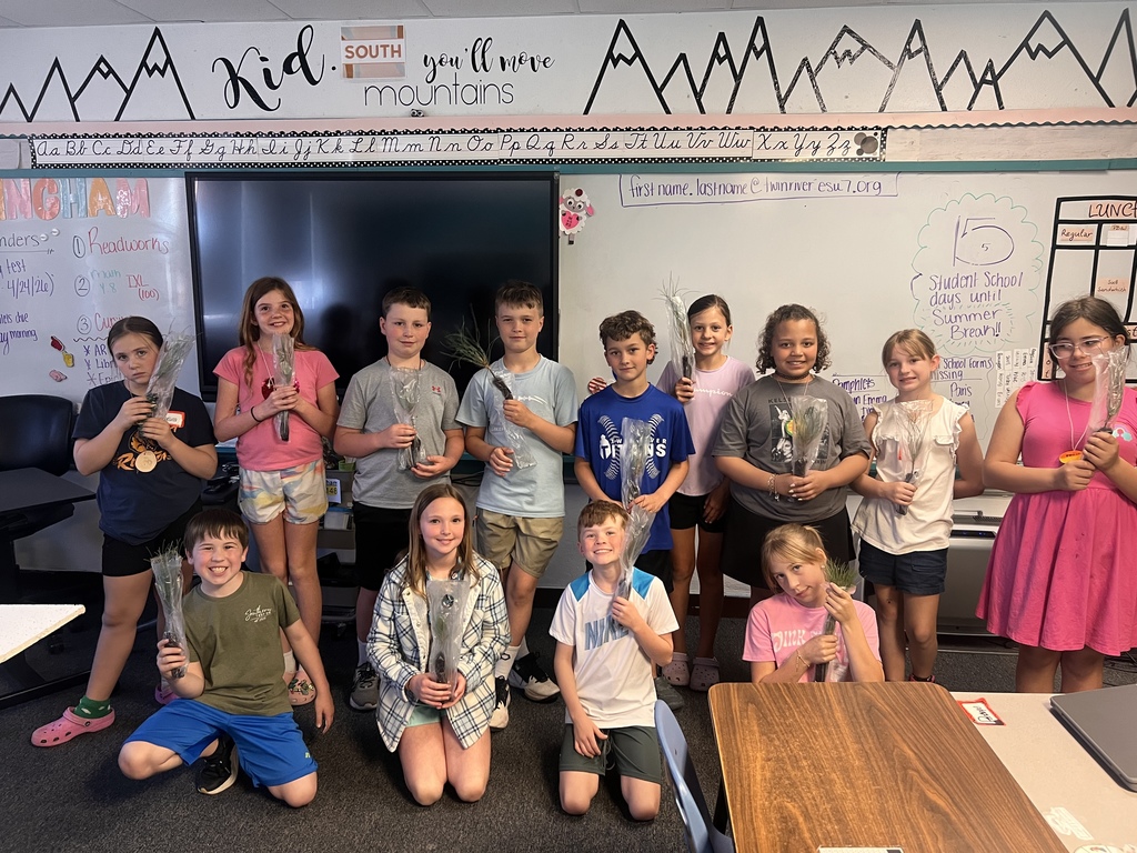 4th grade with trees