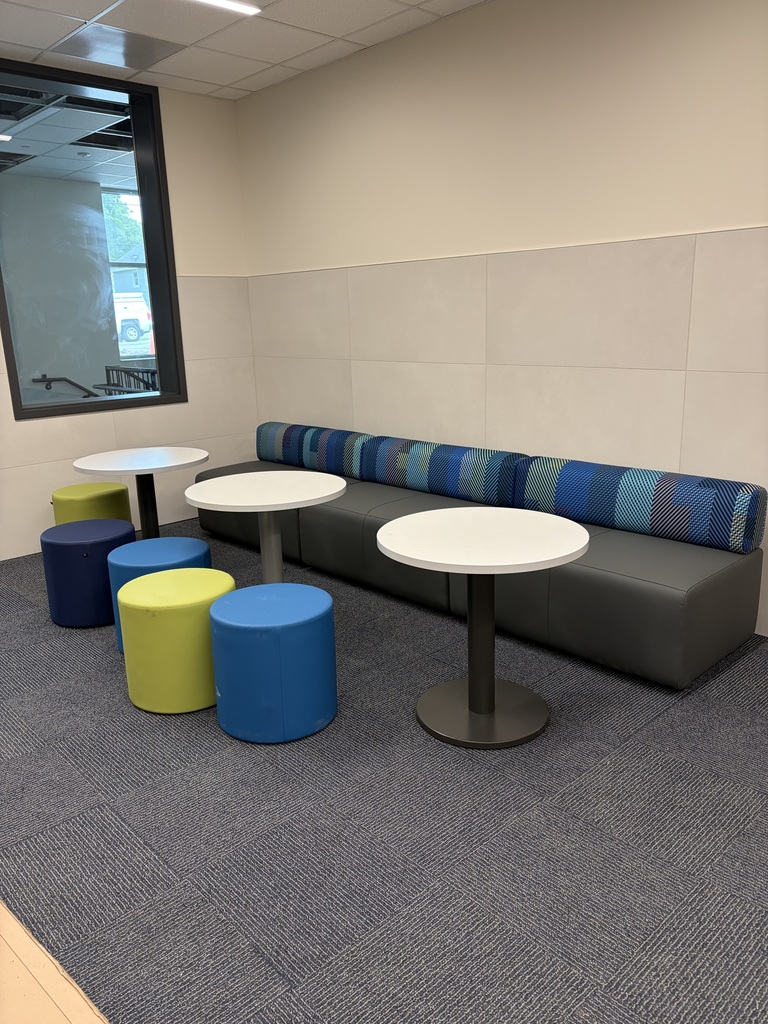 2nd Floor Lobby