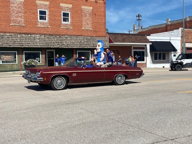 Float 1