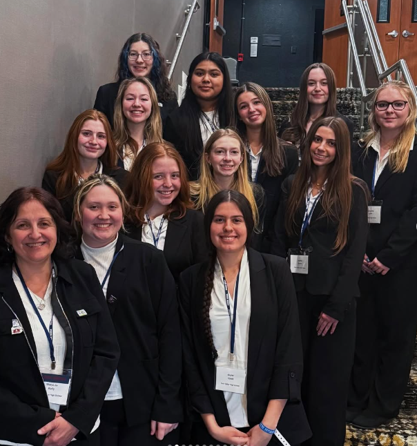 TVHS HOSA club group photo