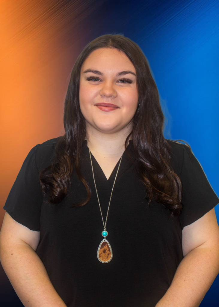 Emily Jones is a junior maid. She is the daughter of Marsha and Ricky Jones. Emily is active in EAST, Journalism, Beta, volleyball, and softball. She enjoys hunting, fishing, spending time with family, and watching TikTok.