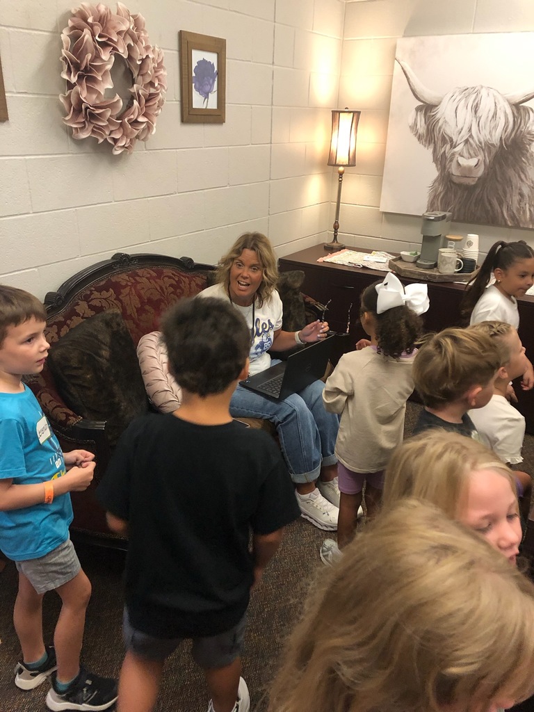 Students asking assistant principal of she's seen the gingerbread man.