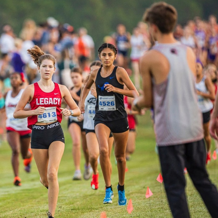 girls running