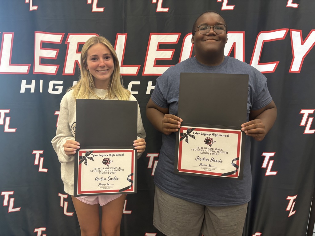 Seniors of the Month: Audra Carter and Jordan Harris