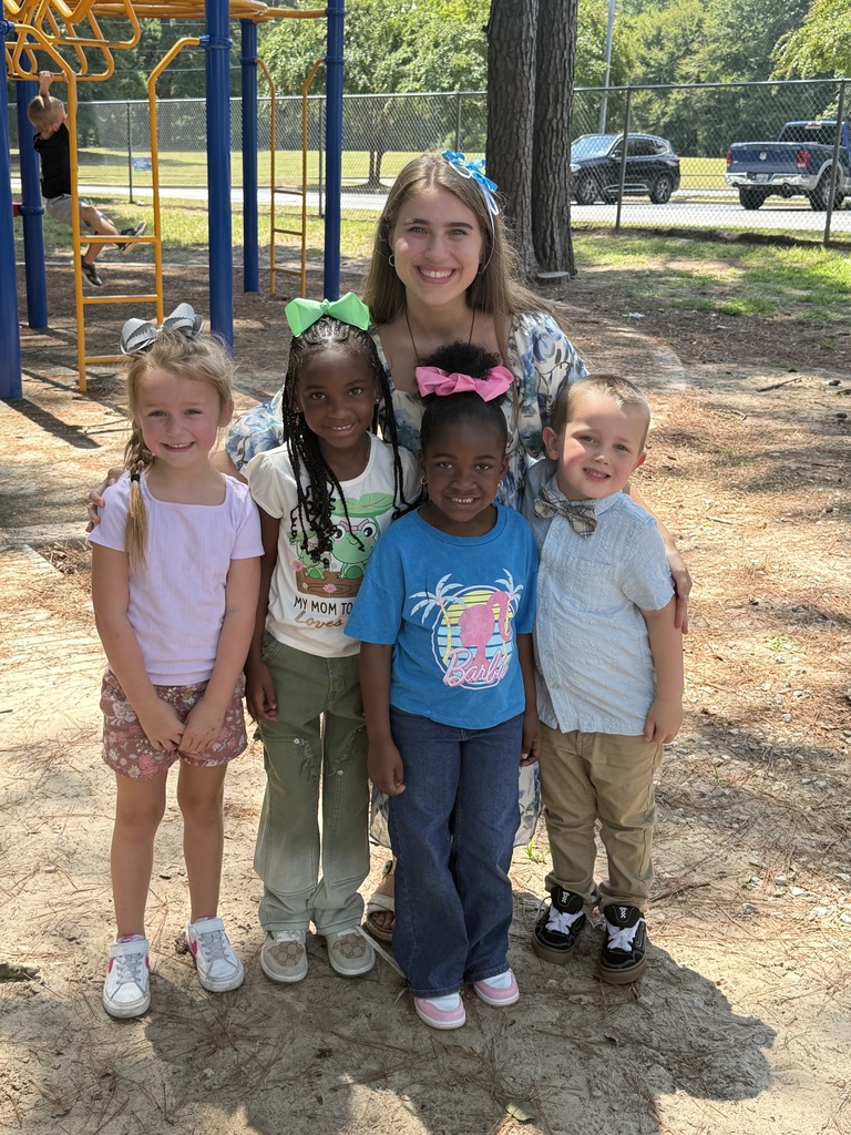 Students dressed for Bow day