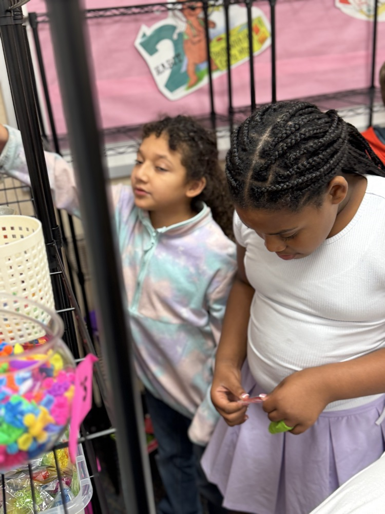 students shopping in leader store 