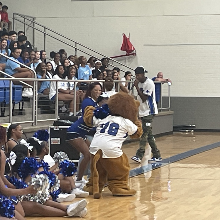 mascot at the pep rally