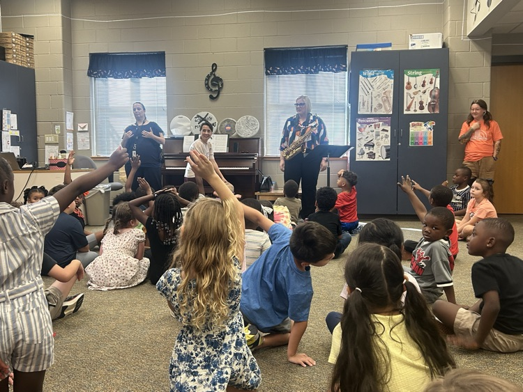 kinder music