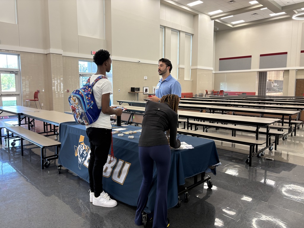 Tyler Legacy students at the college fair