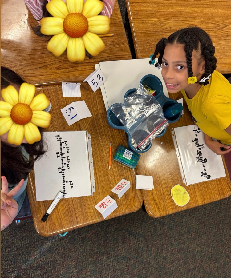 4th grade students working in math